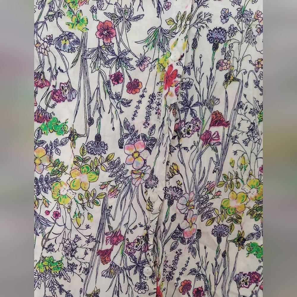 Colorful Floral Button Down - Picture 9 of 9